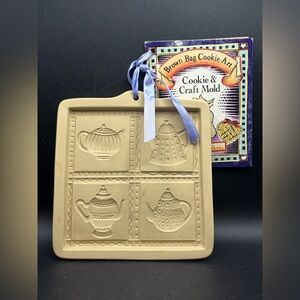 1996 Brown Bag Cookie & Craft Mold Hill Design Teapot Pattern Mold with Tags NWT